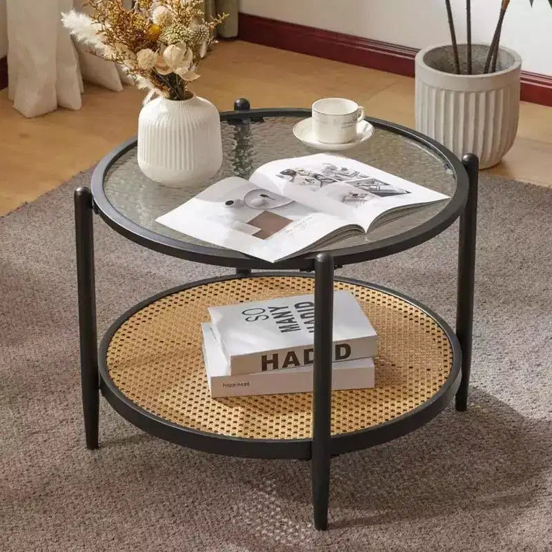 Tavolino da caffè con struttura in ferro nero, pannello in rattan PE e vetro ondulato circolare a doppio strato da 25,59 pollici